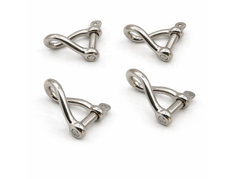 Twisted / Dee Shackle