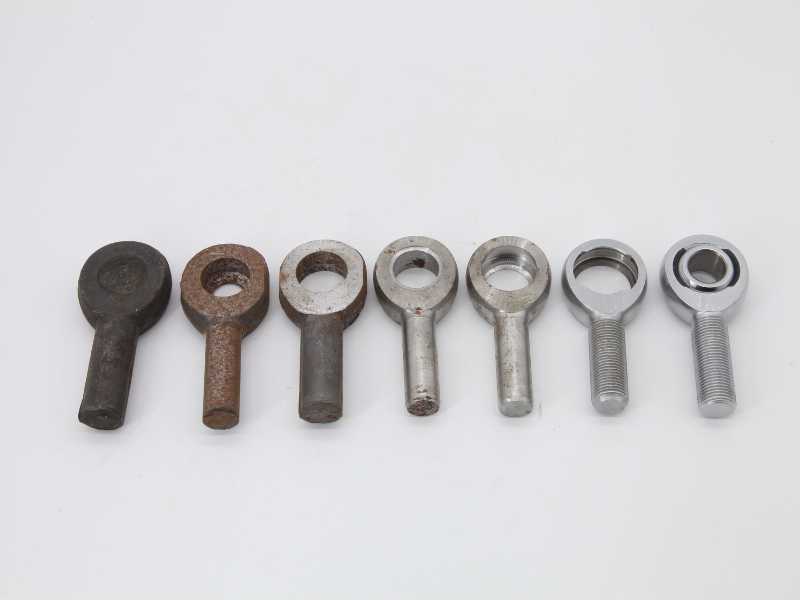 rod end material comparison