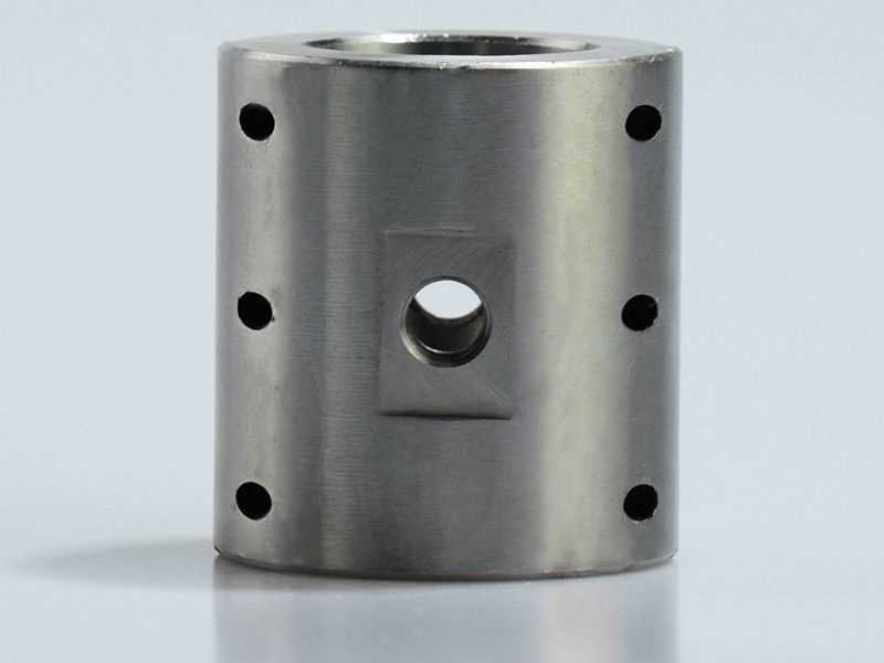 OD tube clamp hub with mounting boss