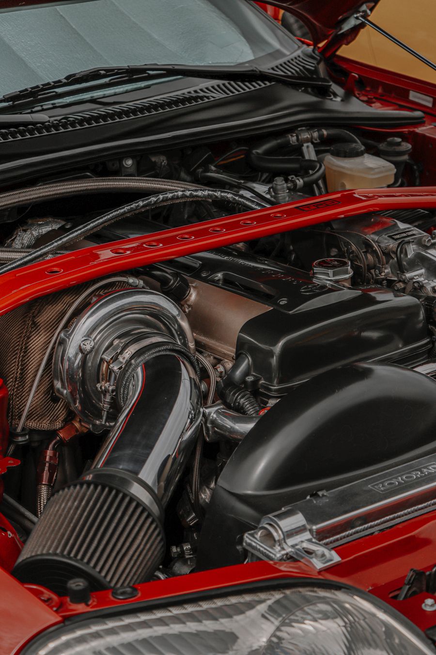 Turbocharger in the engine bay of a performance car